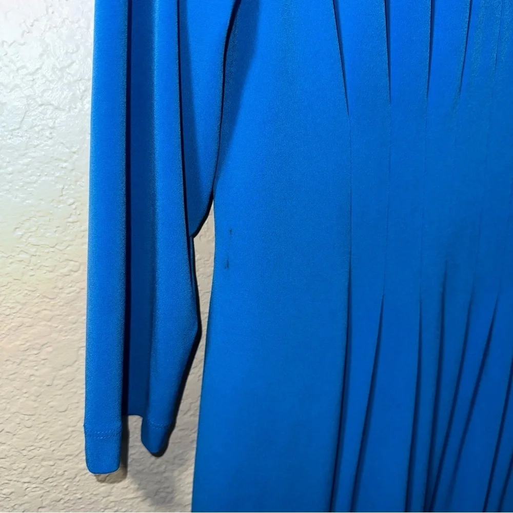 Tahari Arthur S Levine Pleated Dress Women’s 12 Blue 3/4 Sleeve Keyhole Midi
